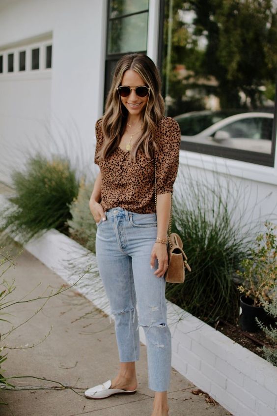 Trendy Blouses for Spring 2024 - Essential Women's Outfits