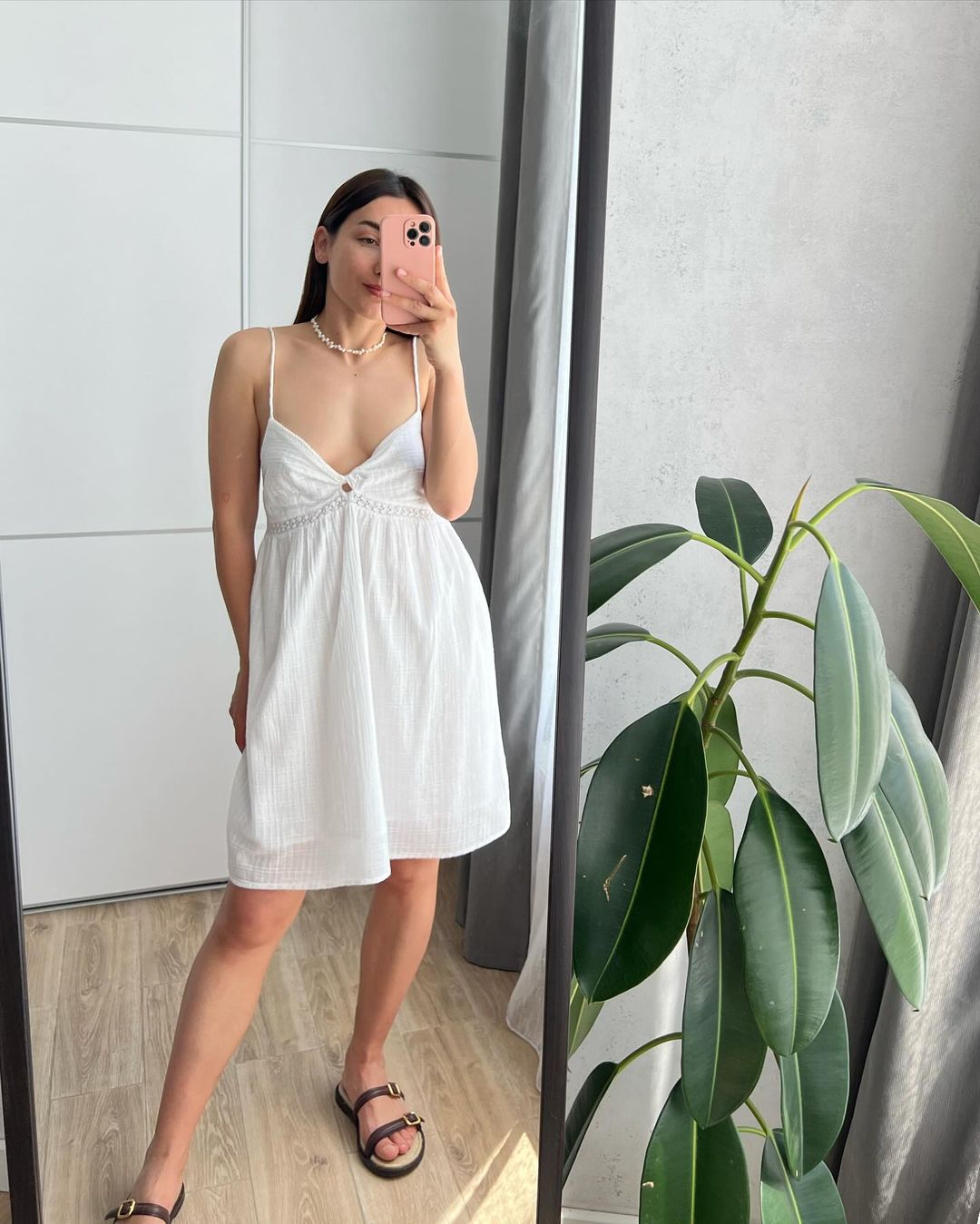 22 White Sundress Outfit Ideas for Every Occasion: Long, Short, Casual ...