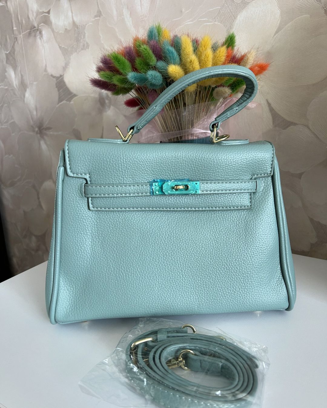 22 Stylish Ideas for the Perfect Women's Work Purse – Leather ...