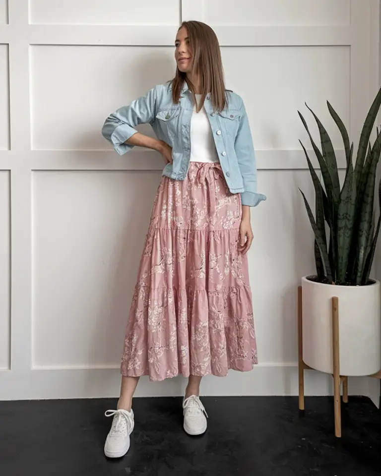 22 Trendy Spring Outfits Ideas 2025 for Women – Casual, Aesthetic, and ...