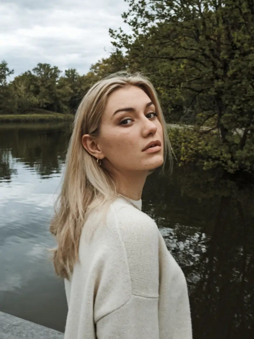 girl haircut summer Sleek Blonde Length with Low Effort Energy