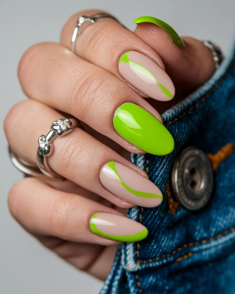 summer nail art ideas 2025 Lime Glazed Lines