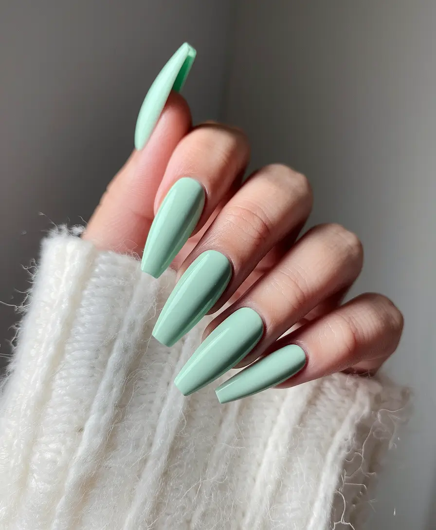 summer nail art ideas 2025 Soft Mint Matte