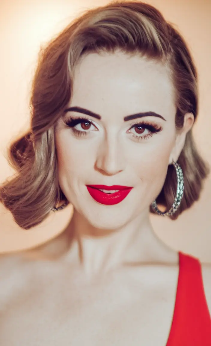 trendy summer hairstyles for short hair Soft Retro Waves