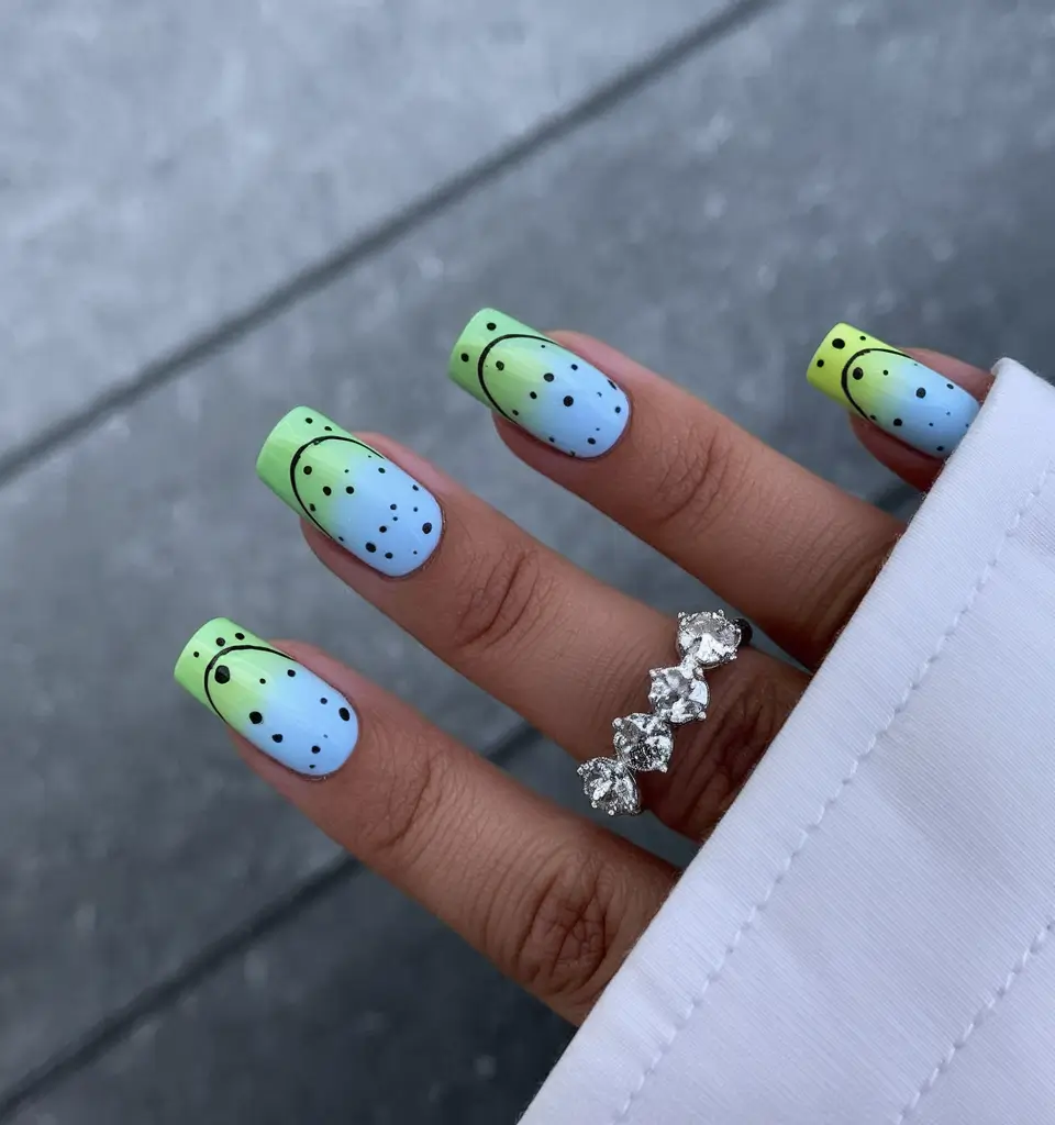 august nails colors 2025+Blue and Green Pop-Art Gradients