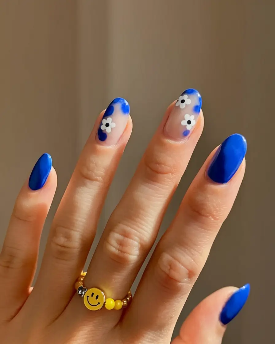 end of summer nails 2025 Indigo Daisies & Blue Wash Magic