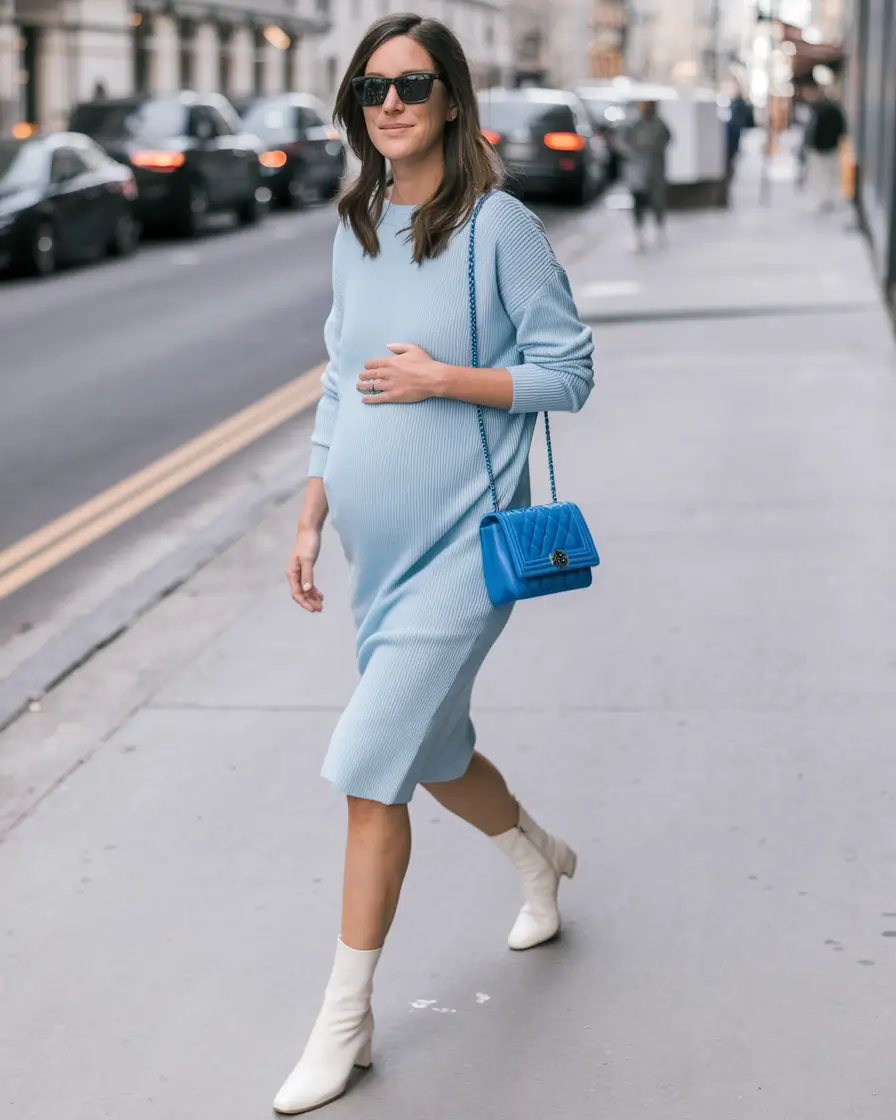 fall outfits for pregnant women 2025 Neutral Layers for the Coffee Run
