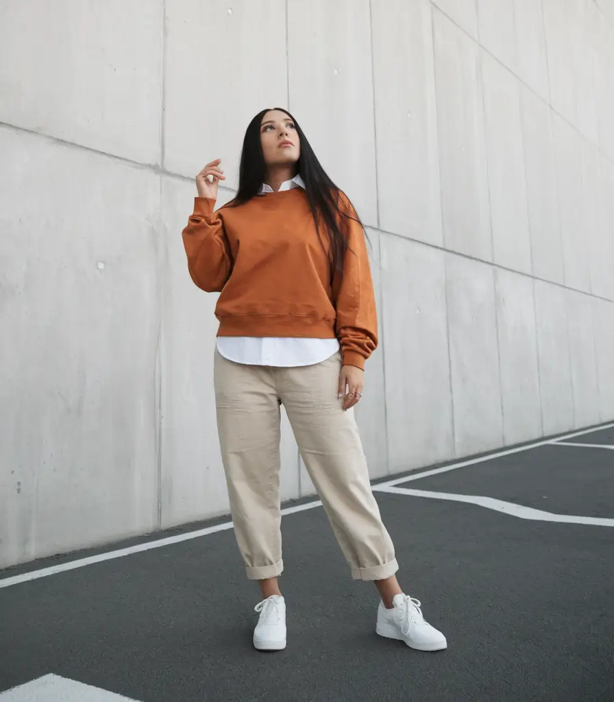 simple casual fall outfits 2025+Preppy Layering with a Retro Touch