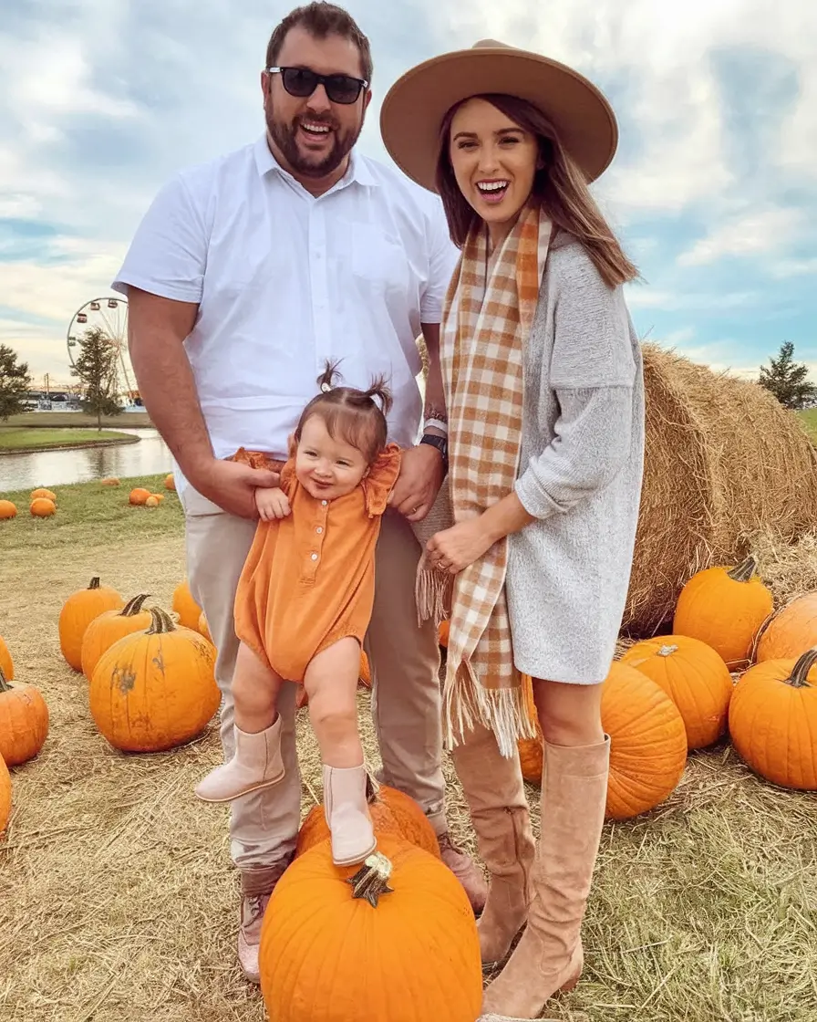 fall family pictures outfits burnt orange Playful Family Look with Autumn Flair