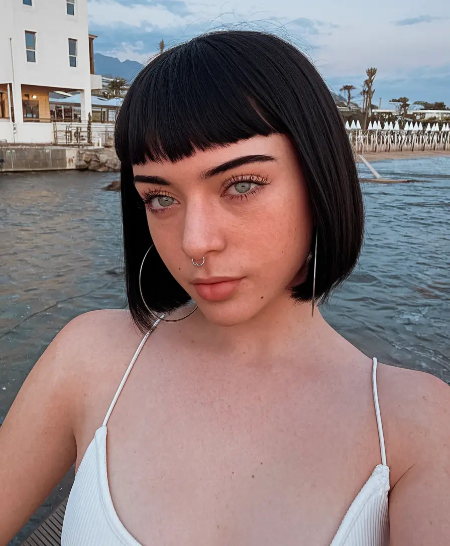 fall bob haircut ideas 2025+Blunt Black Bob with Micro Bangs