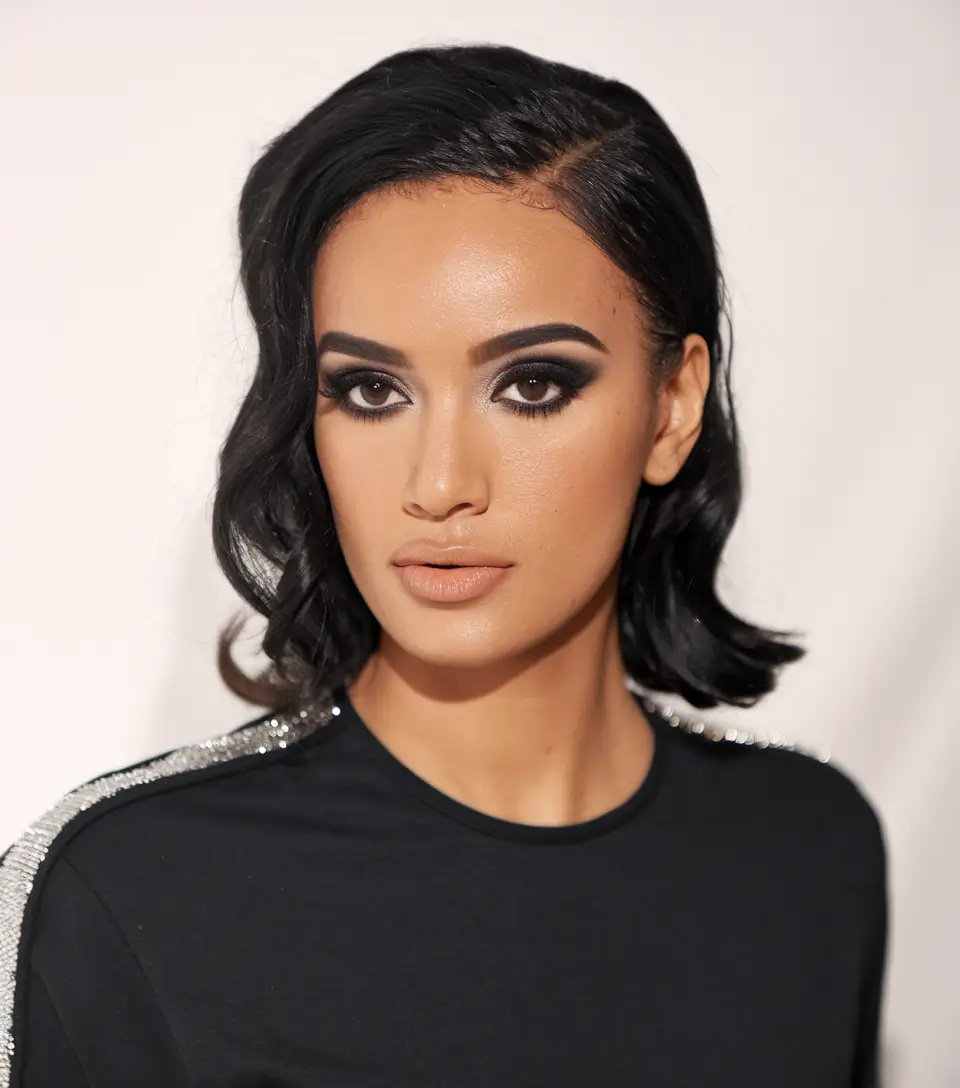 hairstyle black women weave Glossy S-Wave Lob