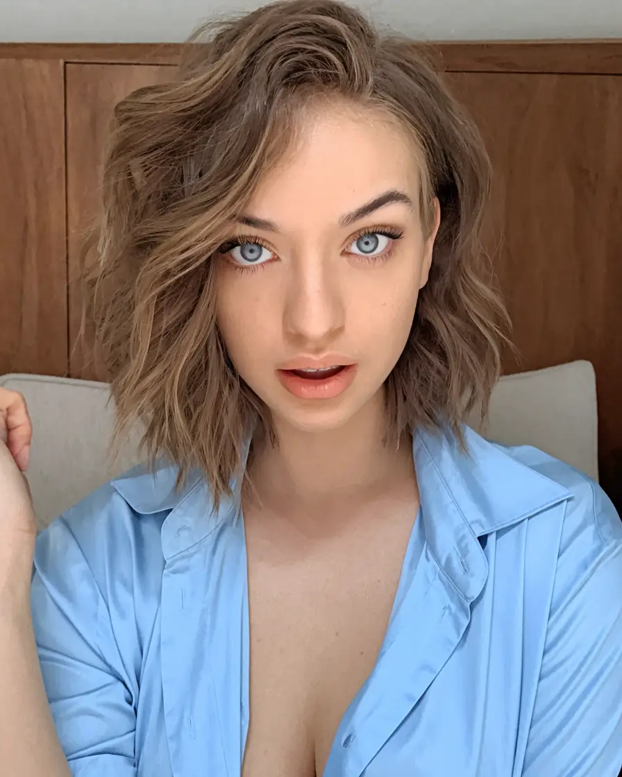 fall-brunette-hair-color-short-balayage-tousled-waves