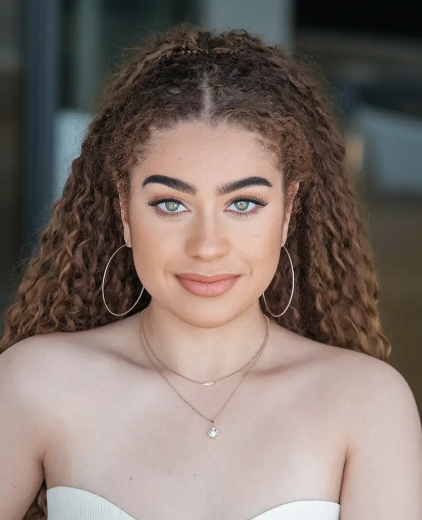 Cute and Easy Hairstyles for Fall Season 2025 Defined Curls with Half-Up Detail