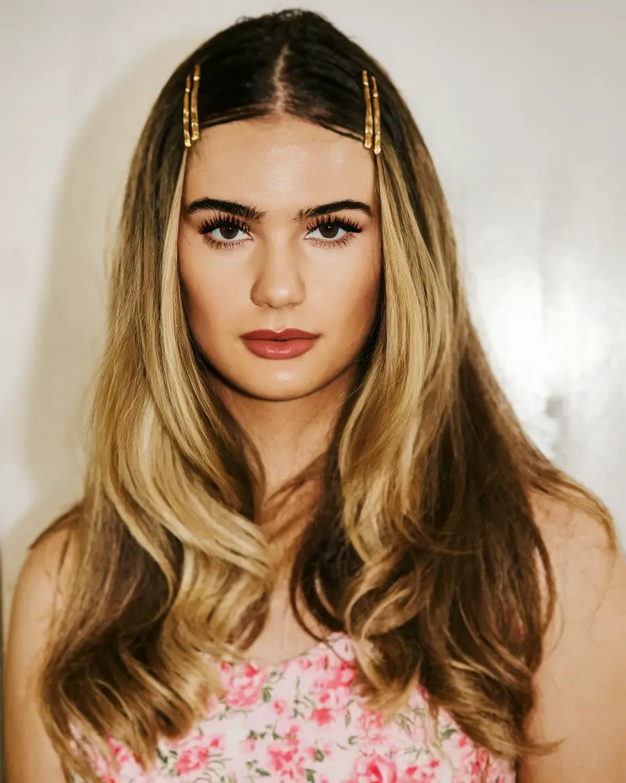 cute fall hairstyles Clipped-Back Elegance