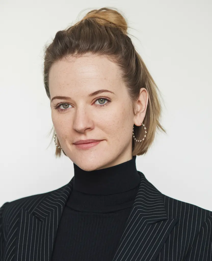 easy hairstyle for fall short hair Half-Up Modern Knot for Shorter Lengths