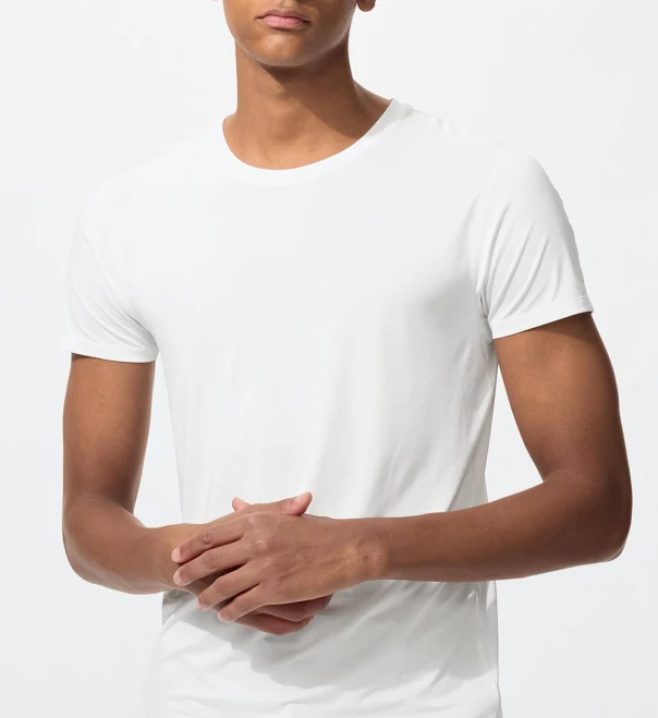 Men's UNIQLO AIRism Crew Neck T-Shirt with Quick-Drying