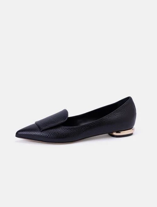 Bells & Becks Women's Lia Pointed Toe Loafer
