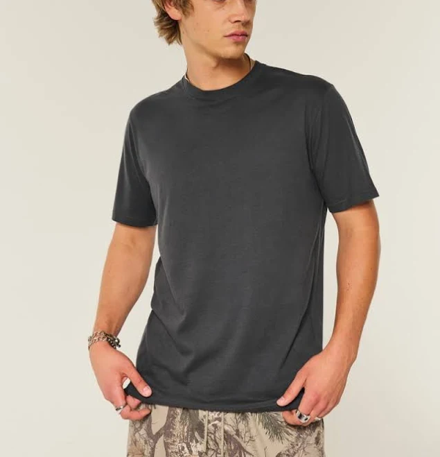 Classic Fit T-Shirt