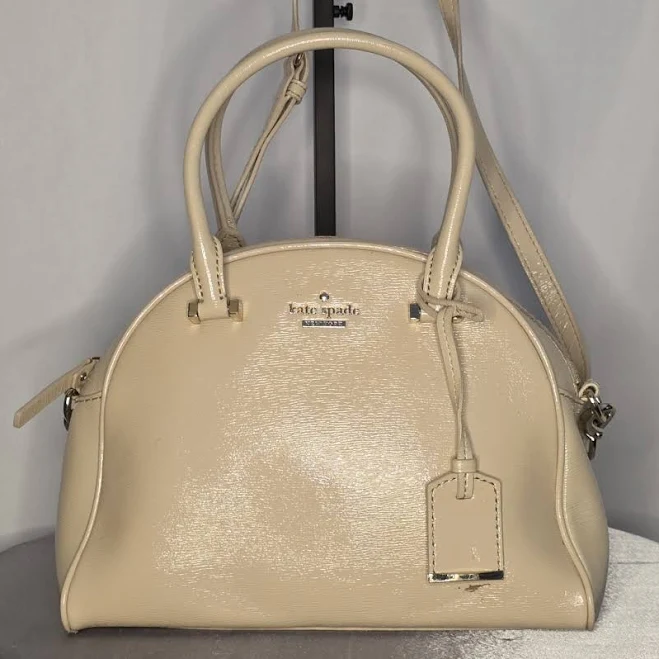 Kate Spade New York Cedar Street Patent Small Pearl Patent Leather Bag
