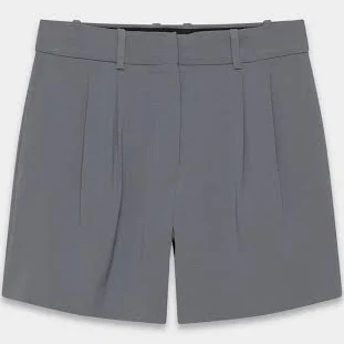 shorts Aritzia Women's Babaton Pleated Mid-Thigh Shorts Aritzia $68.6