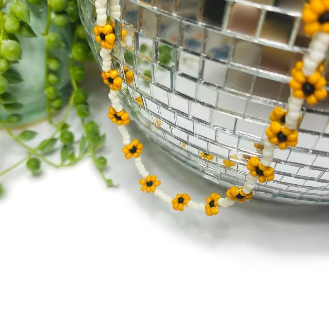 accessory Daisy Chain Choker Necklace Etsy - Seller $20