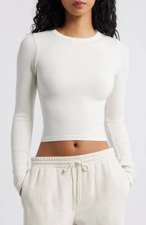 top Florence by Mills Women's Softie Seamless Long Sleeve Crop T-Shirt Nordstrom $34.95