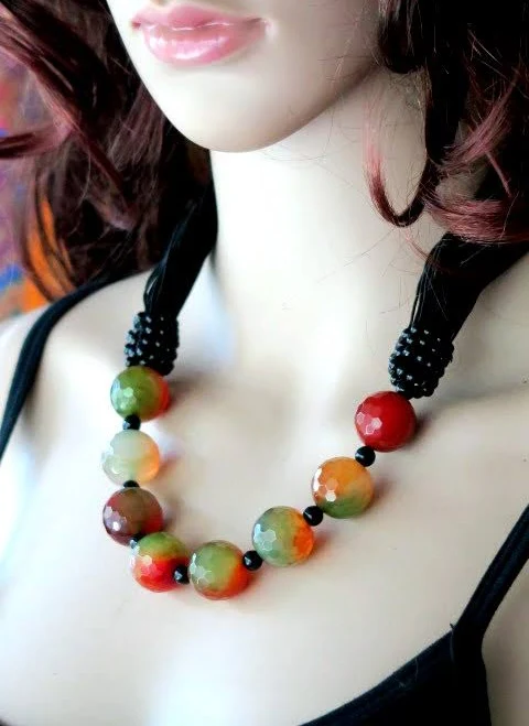 accessory Glowing Earth Tones Beaded Ethnic Necklace Tribal Muse $32
