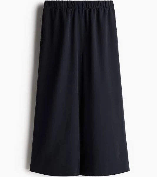 pants H&M Ladies Wide-Leg Culottes H&M $39.99