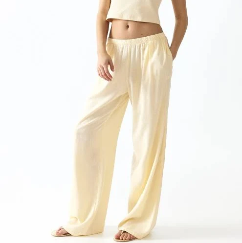 pants H&M Ladies Wide-Leg Linen-Blend Pants H&M $24.99