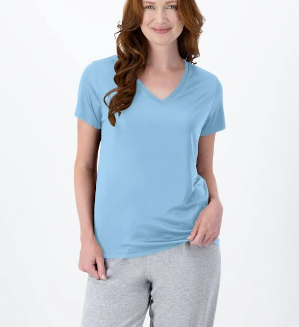 t-shirt Hanes Women's Cool DRI Performance V-Neck T-Shirt Hanes $15