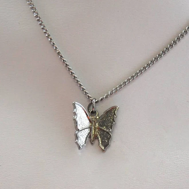 accessory Vintage Silver Butterfly Charm Necklace Etsy - ErikasCollectibles $14.95