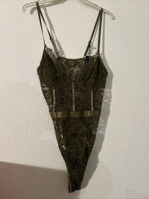 bodysuit Women’s Medium Lace Olive Green Bodysuit Boohoo eBay - fashionboutique24 $4.75