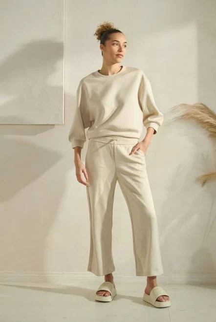 matching set Women's Comfy Soft Top & Cropped Pants Set Iconoflash $67.99