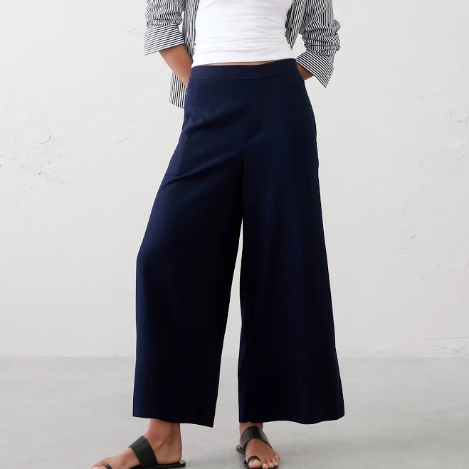 pants Women's Wide-Leg High-Rise Linen-Blend Cropped Pull-On Pant Banana Republic Factory $40