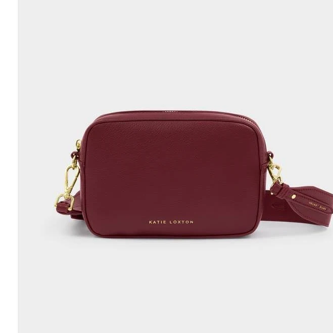 Small woven straw crossbody bag