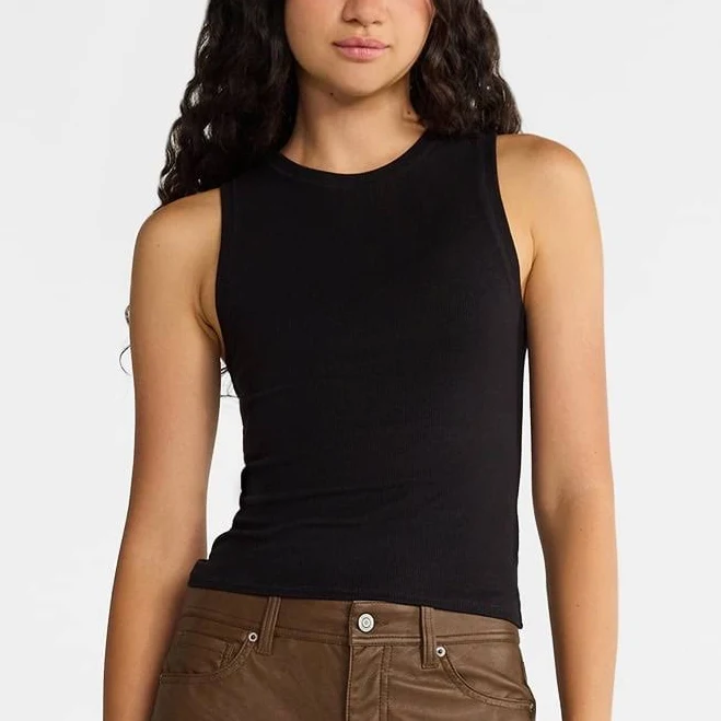 No Boundaries Women's Fitted Crewneck Tank Top