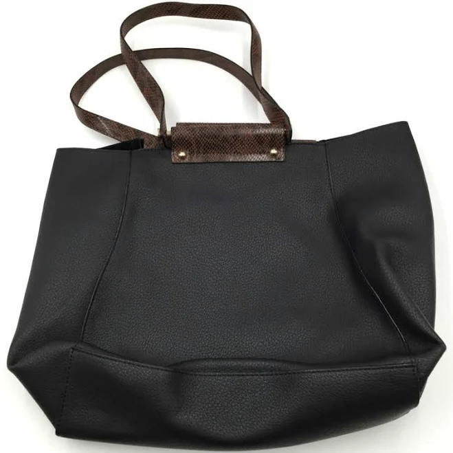 $150 Neiman Marcus Women's Black Faux Leather Goldtone-hardware Clutch