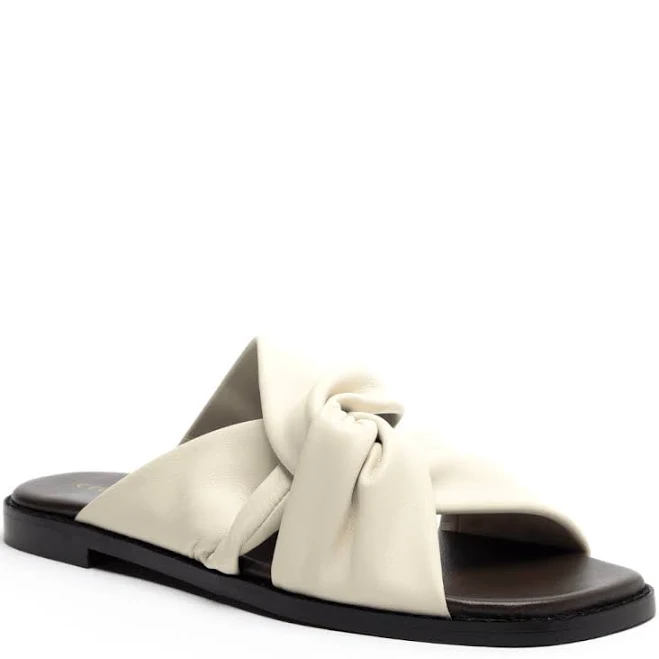 Cecelia New York Women's Idea Leather Knotted Slide