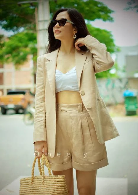 Women's Linen Two Piece Set with Pleated High Waisted Shorts