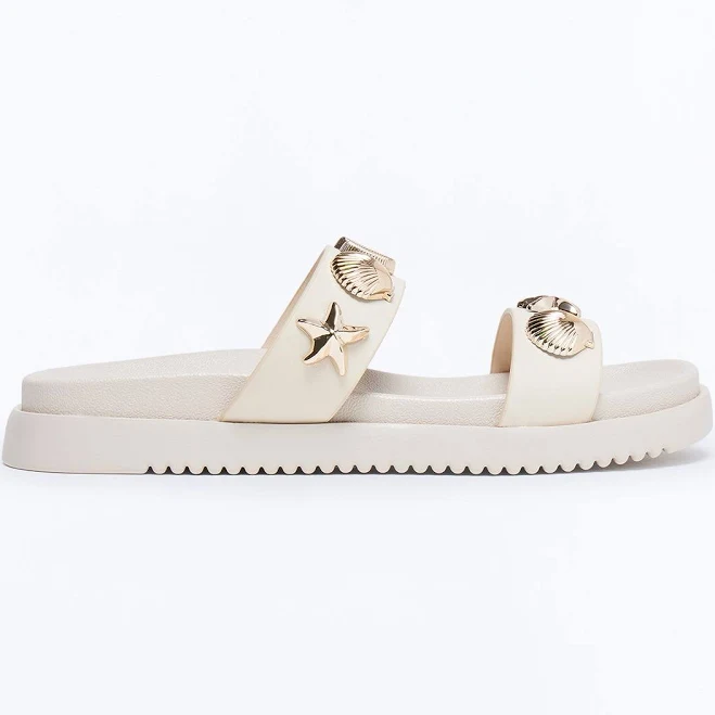 Fashion Nova Zoiey Shell Slides