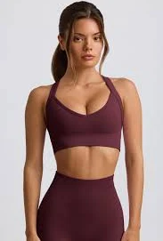 Super Sculpt Seamless Crossback Sports Bra in Burgundy