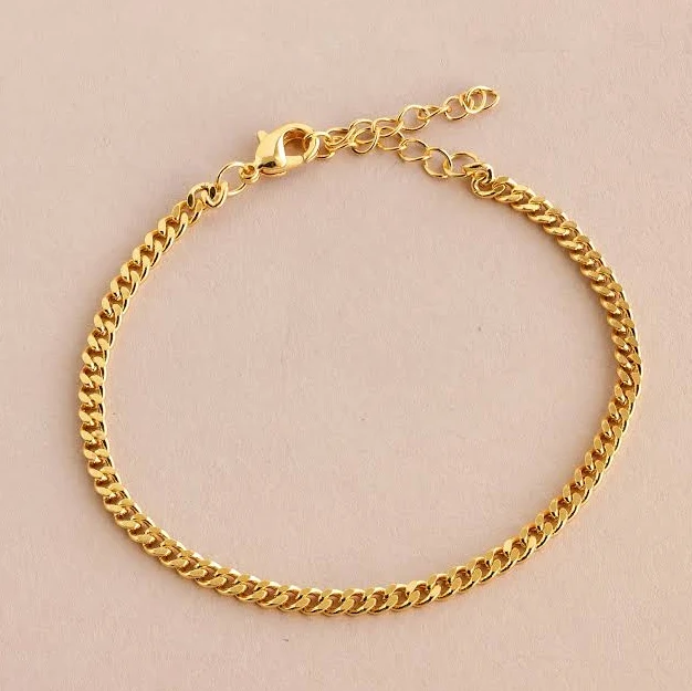 Caitlyn Minimalist 18K Gold Thick Curb Chain Bracelet