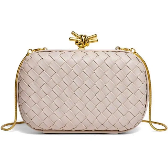 Bonsoir Woven Clutch