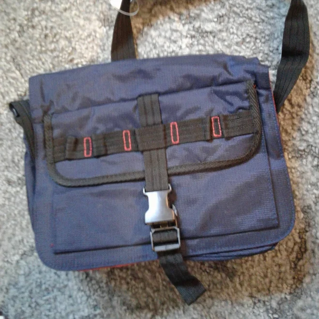 bag Ladies Nylon Crossbody Purse. Navy With Red. 12" Wide 8" Tall Zip And eBay - linus_1f4jc6pfu $11