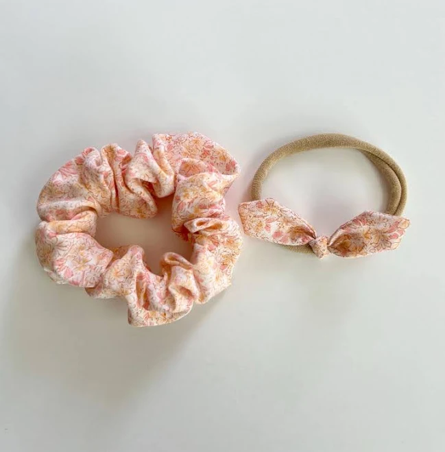 accessory Mommy and Me Floral Scrunchie & Bow Set Etsy - Seller $13