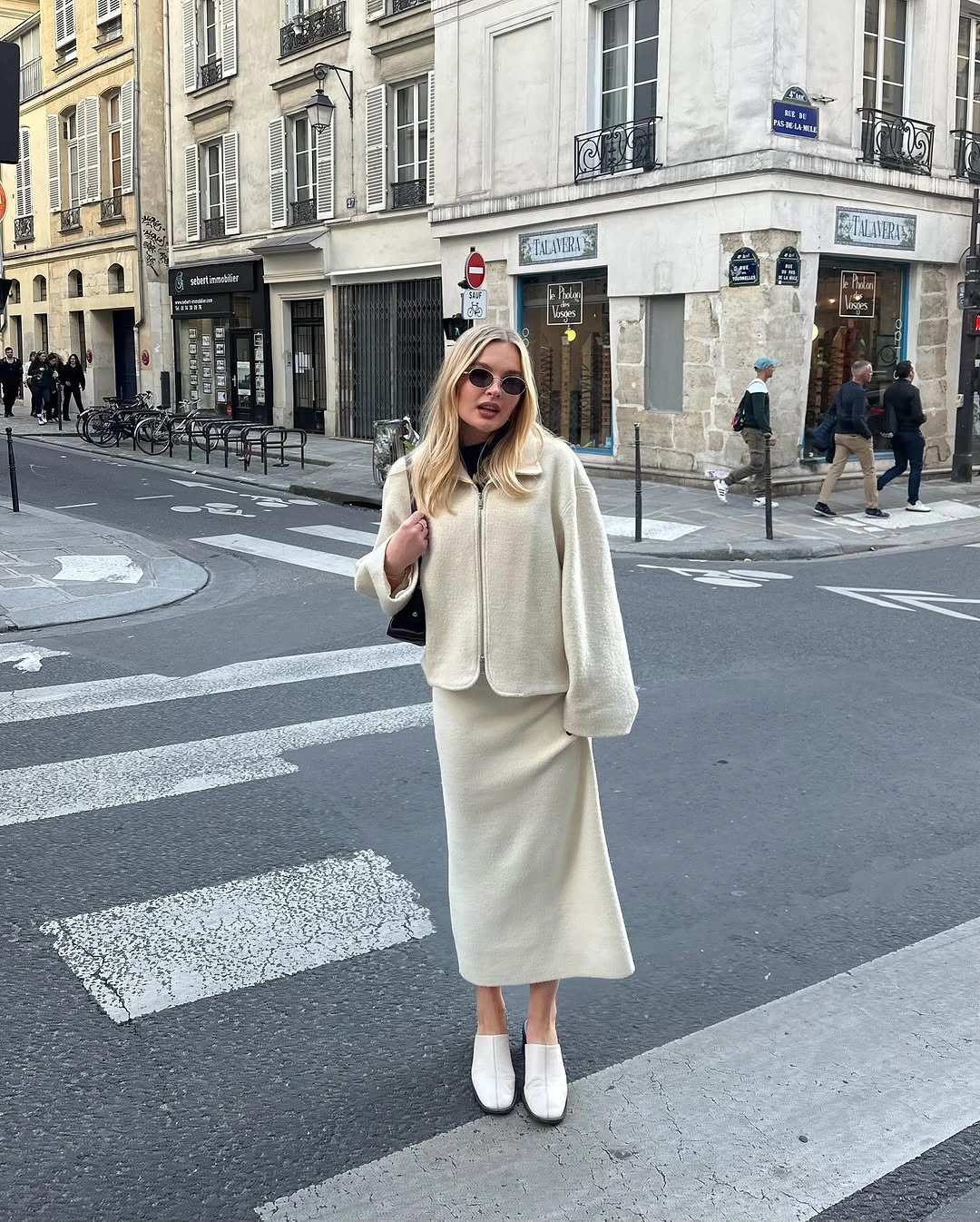 comfy fall outfits 2026 Monochrome Cream Layers With Quiet Luxury Energy