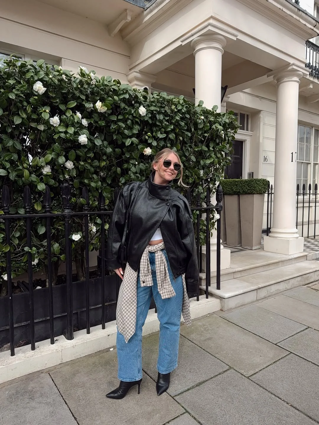 cute fall outfits docs 2026 Leather Jackets That Instantly Elevate Everyday Denim