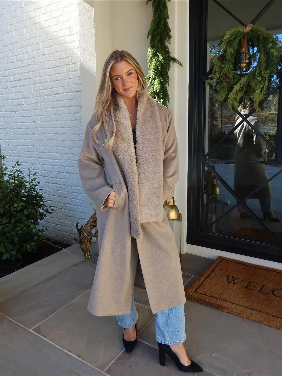 cute fall outfits docs 2026 Elegant Long Coats That Never Feel Outdated