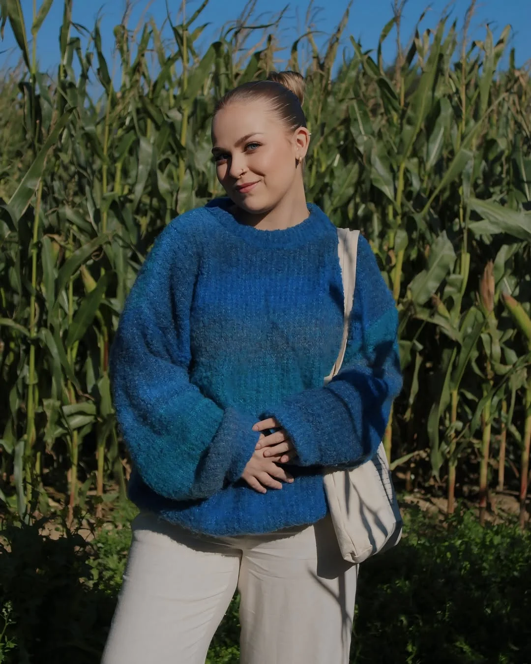 Early fall outfits ideas 2026 Bold Blue Sweaters Bring Fresh Energy Into Neutral Fall Wardrobes