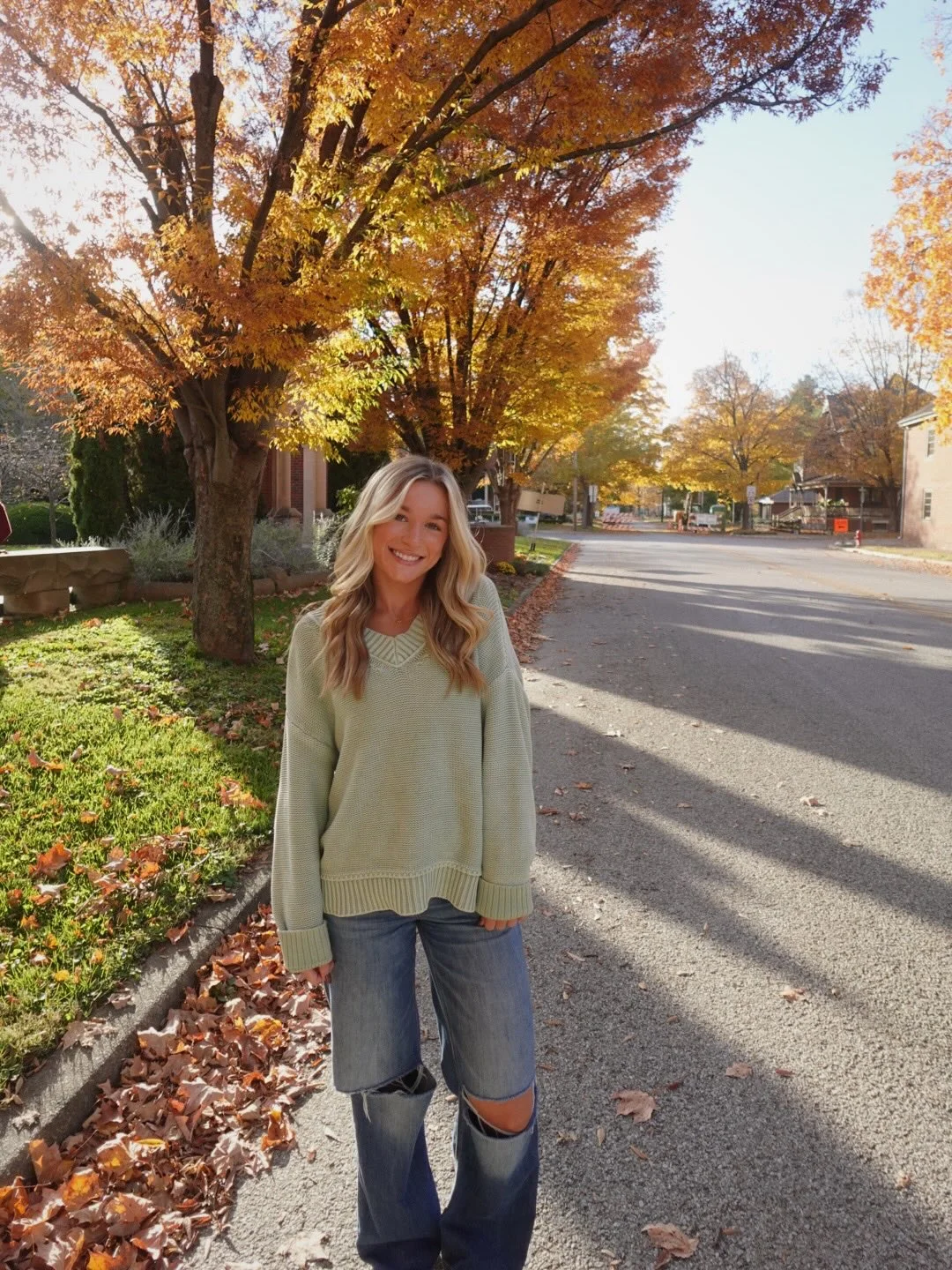 Early fall outfits ideas 2026 Soft Knit Sweaters and Relaxed Denim Always Feel Right